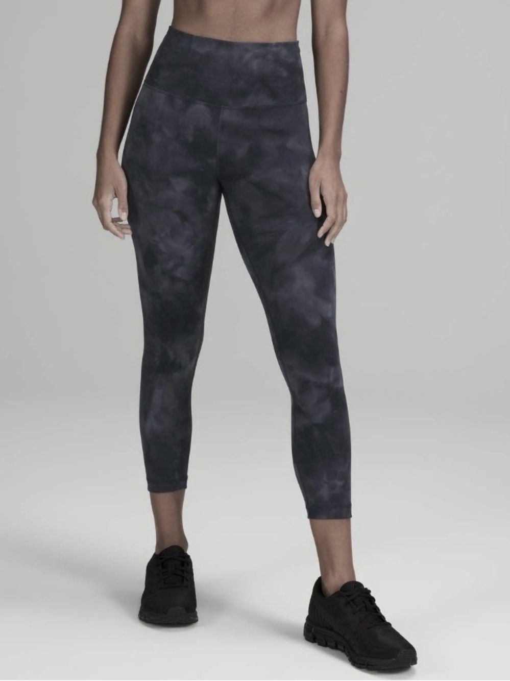 Wunder Train High-Rise Crop 23", Size 6